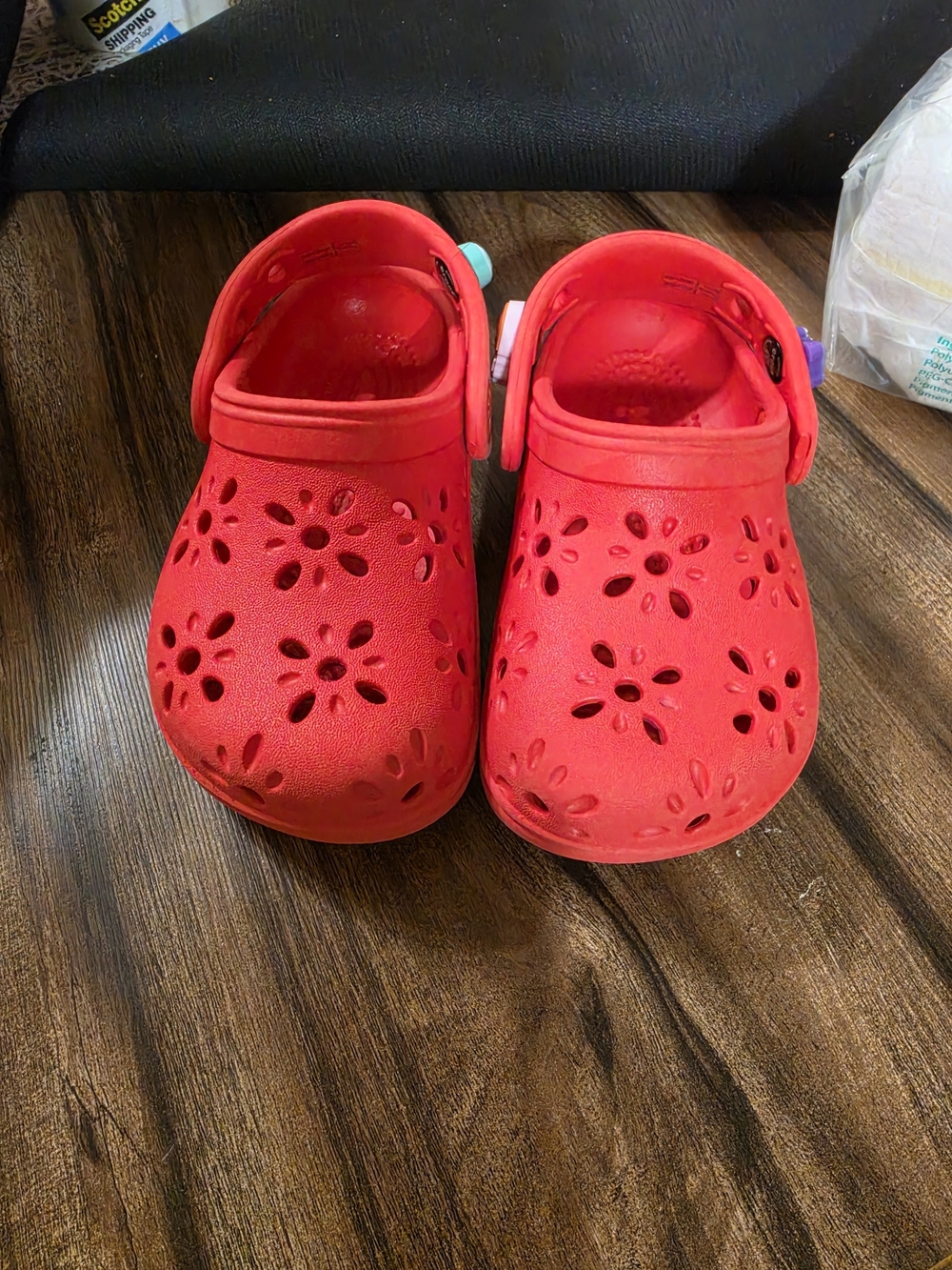Girls Red Crocs With 3 Crocs Charms